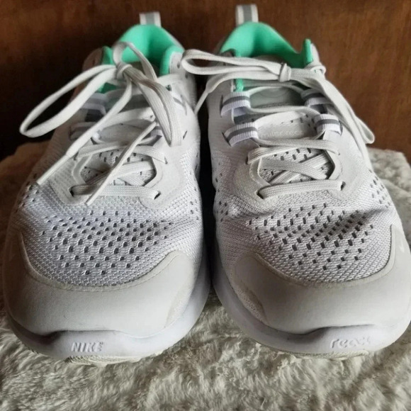 𝅺Nike Running React Miler  2 Sneakers Platinum Tint/Green Glow/White 8 - Picture 5 of 13